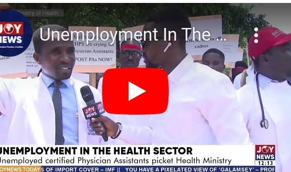 Unemployed Certified Physician Assistants Picketing at Health Ministry Have Been Arrested.